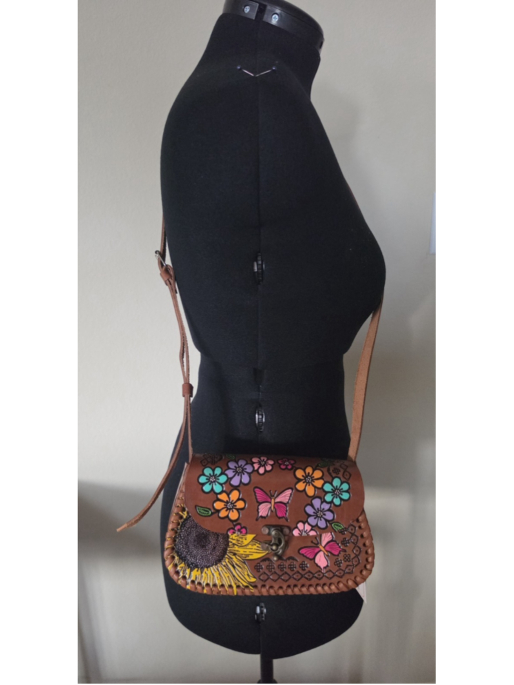 Butterfly Sunflower Brown Embossed Tooled Artisan LEATHER Crossbody Purse Bag - Picture 14 of 16